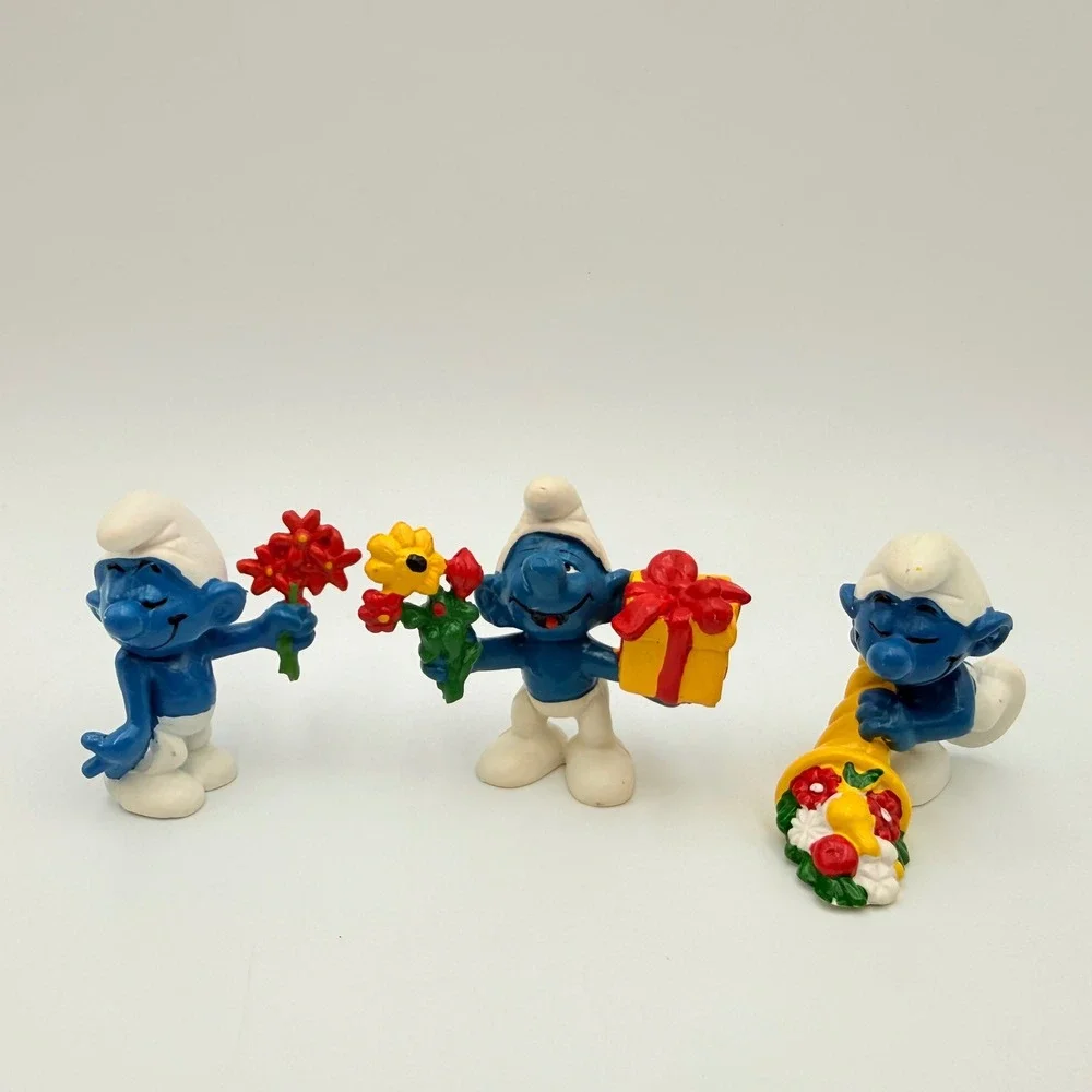 Vintage Schleich Peyo Smurfs PVC Figures Lot of 3 Flowers Gift Horn 1978-1981